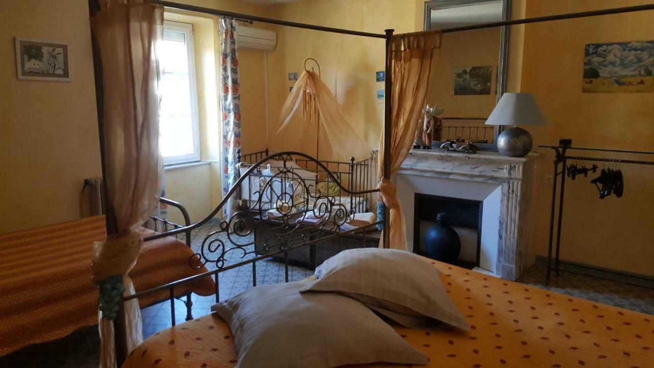 Hotel La Maison De Josepha Ferrals-lès-Corbières Exterior foto